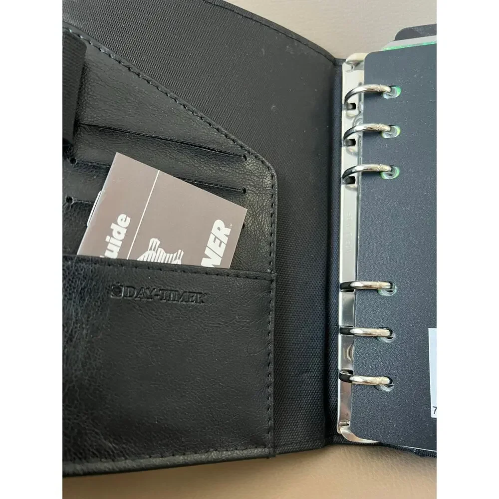 VTG Daytimer Medium Personal Planner Agenda Journel Organizer 90's Faux Leather
